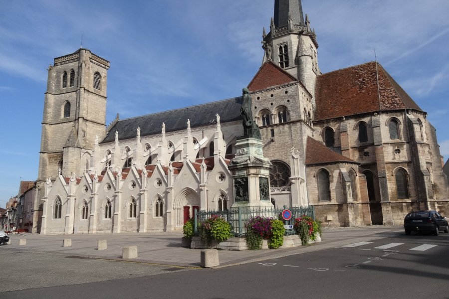 Notre-Dame d'Auxonne. Eric VOILLEQUIN