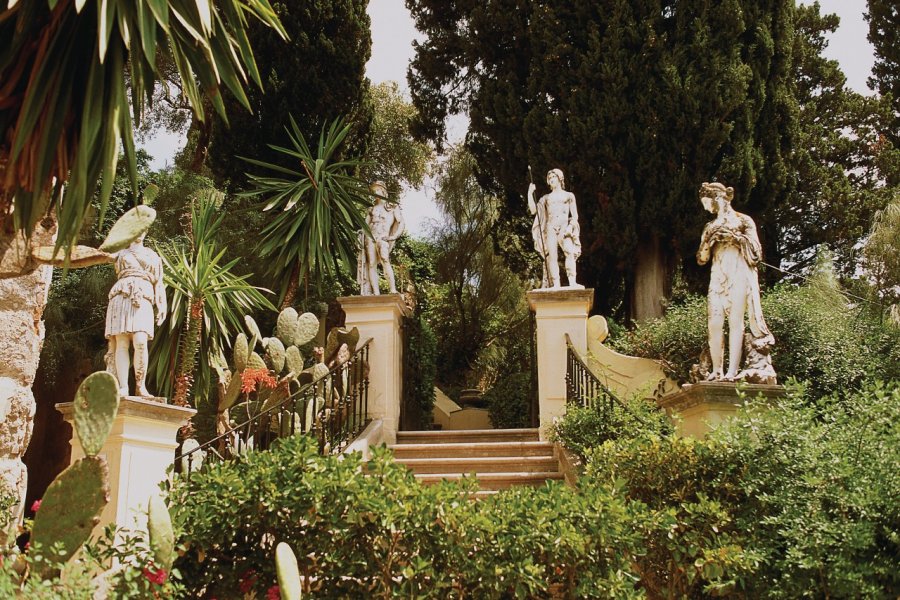Le jardin de l'Achilleon. Author's Image