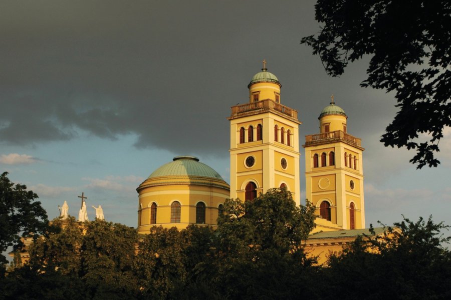 Basilique d'Eger. S.Nicolas - Iconotec