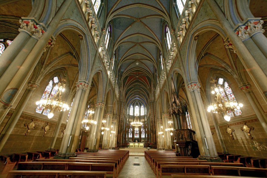 L'immense église Saint-Bruno de Voiron Lionel MONTICO