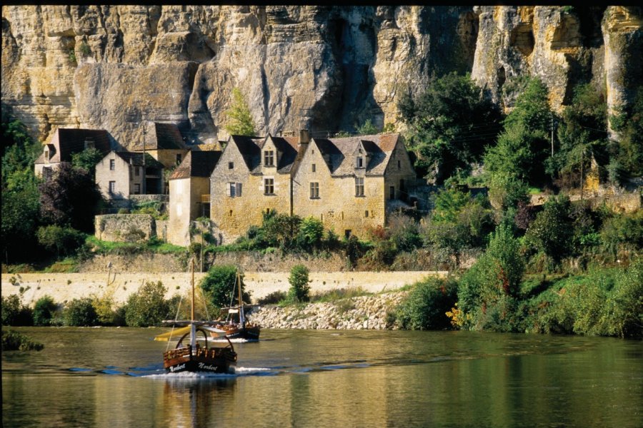 Gabare sur la Dordogne VINCENT FORMICA