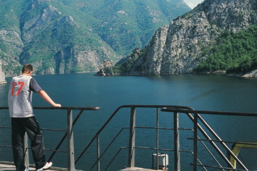 Croisière sur le lac de Koman. Julie Briard