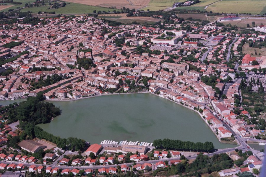 Castelnaudary Aérien. CASTELNAUDARY TOURISME