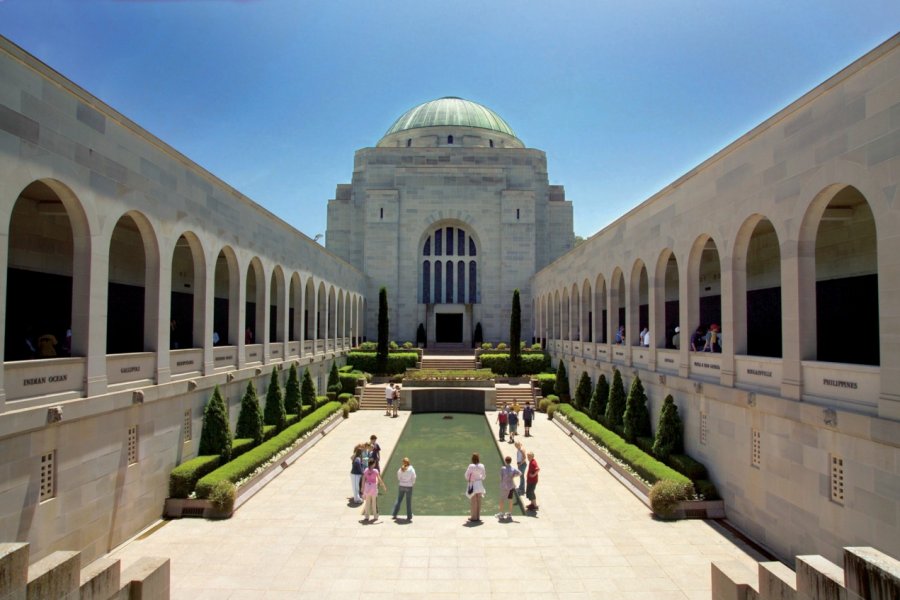 The Australian War Memorial. Australian Capital Tourism