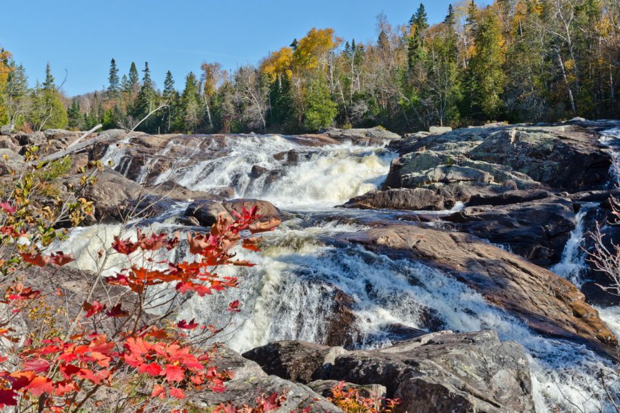 Parc provincial Lake Superior. pavels - Shutterstock.com