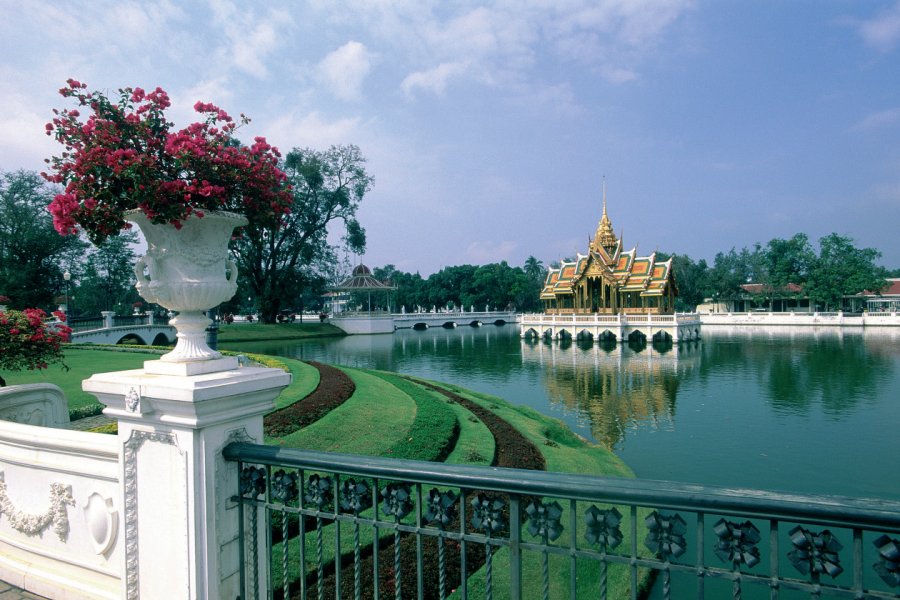 Palais d'été de Bang Pa In. S.Nicolas - Iconotec