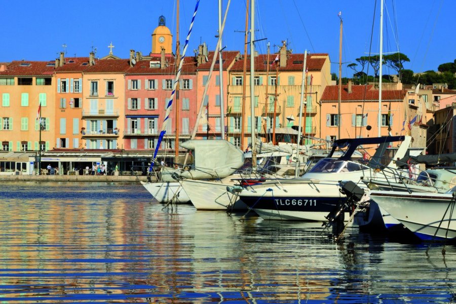 Le port de Saint-Tropez Lawrence BANAHAN - Author's Image