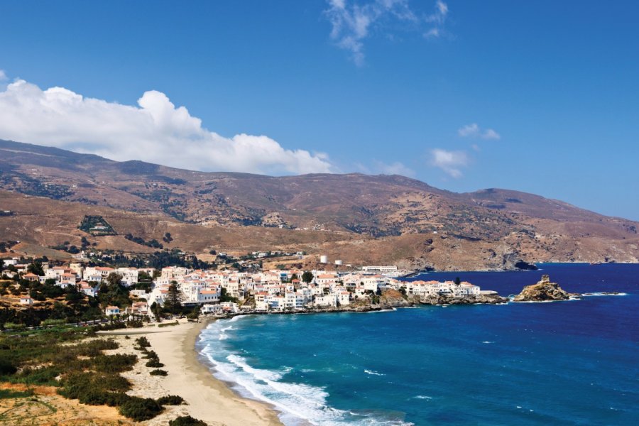 Plage d'Andros Chora. Constantinos-Iliopoulos - iStockphoto