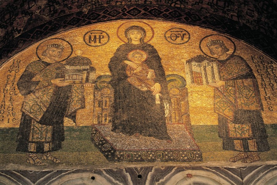 Mosaïque byzantine représentant la Vierge, à Sainte-Sophie. Ali IZMIR - Iconotec