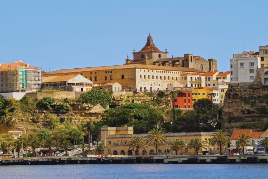 Vue sur la ville de Mahón, la capitale de Minorque. Karol Kozlowski - iStockphoto