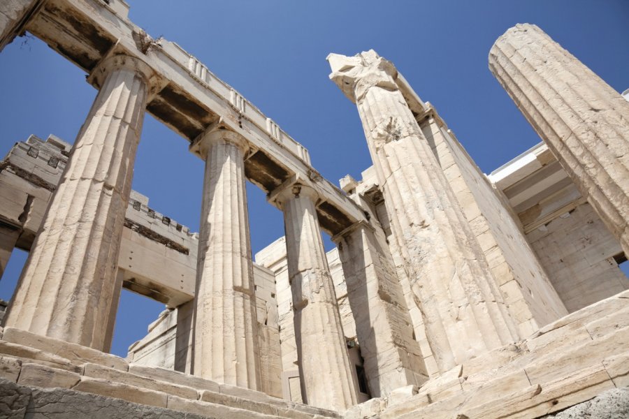 Propylée de l'Acropole d'Athènes. Portokalis - Fotolia