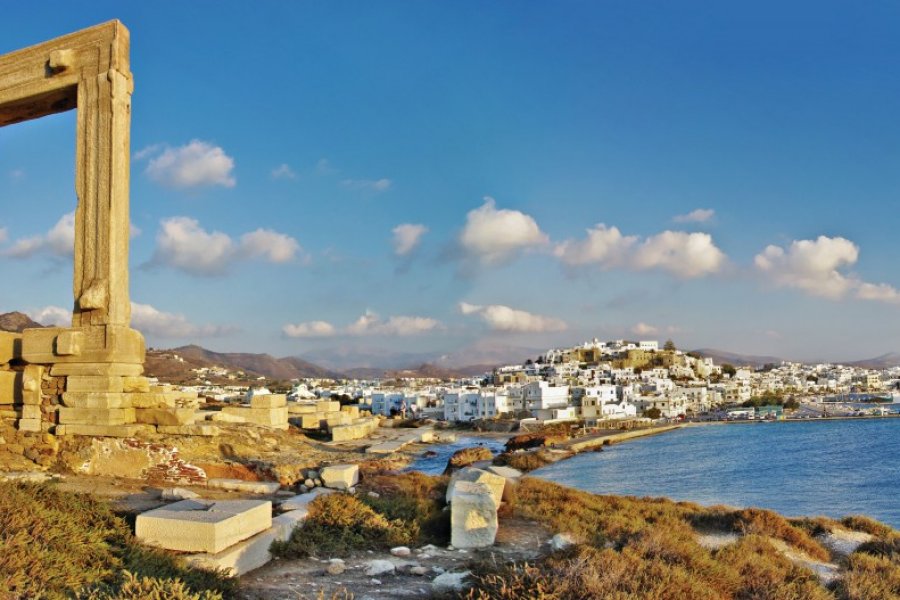 Panorama de Naxos. (© Freeartist - iStockphoto))
