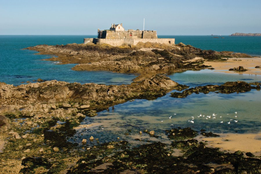 Fort national de Saint-Malo. Dixxipix - iStockphoto