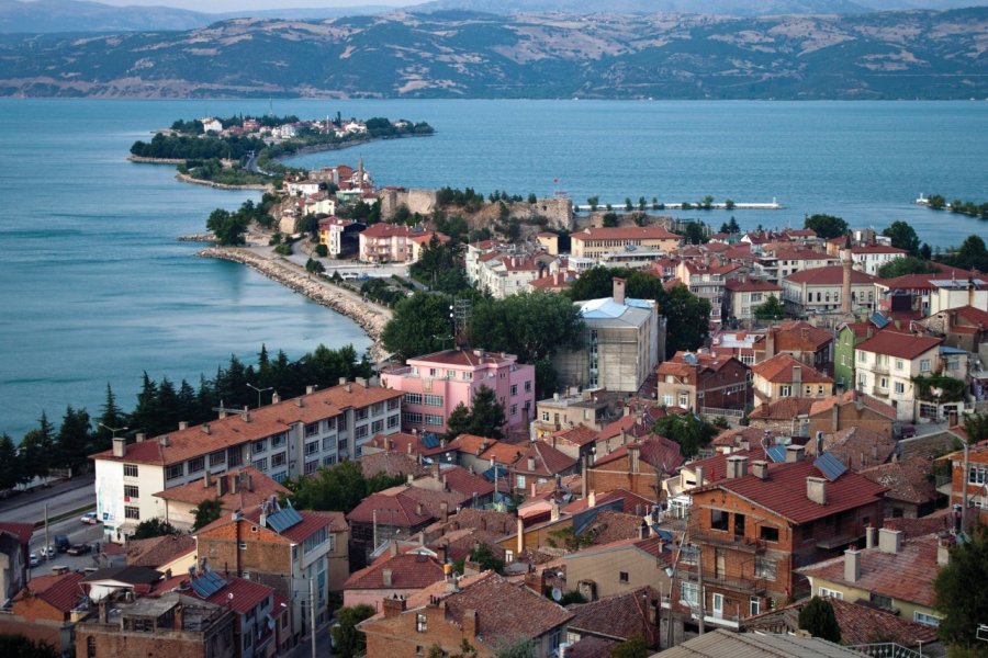 Vue aérienne de la ville d'Eğirdir. Mathess - iStockphoto