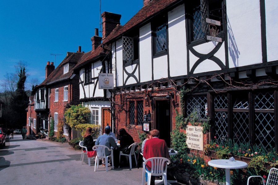 Terrasse d'un pub à Chilham. Arthur LEROY - Iconotec