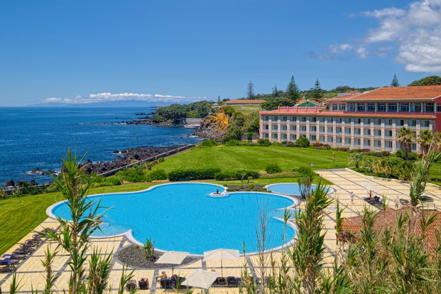 Hotel à Angra do Heorismo. vidalgo - shutterstock.com