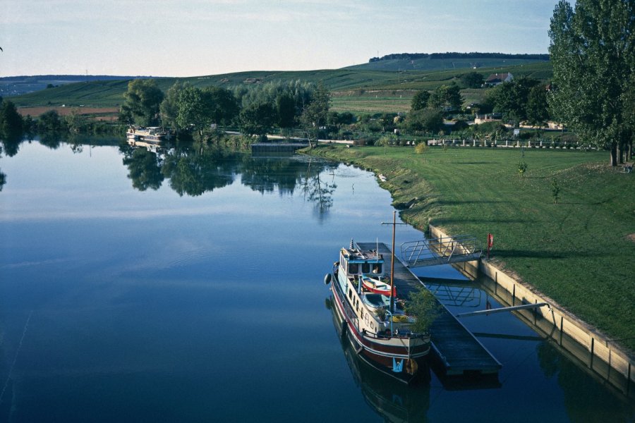 La Marne à Dormans S. REMAIN - ICONOTEC