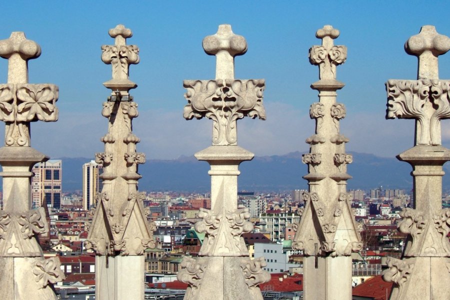 Détail des pics et des statues du Duomo. Stéphan SZEREMETA