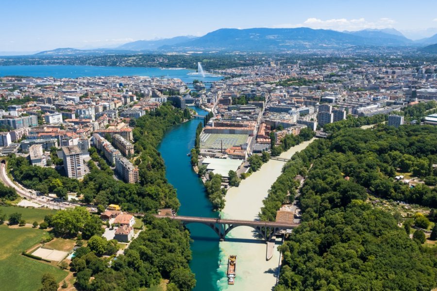 Vue sur la ville de Genève. Samuel Borges Photography / Shutterstock.com