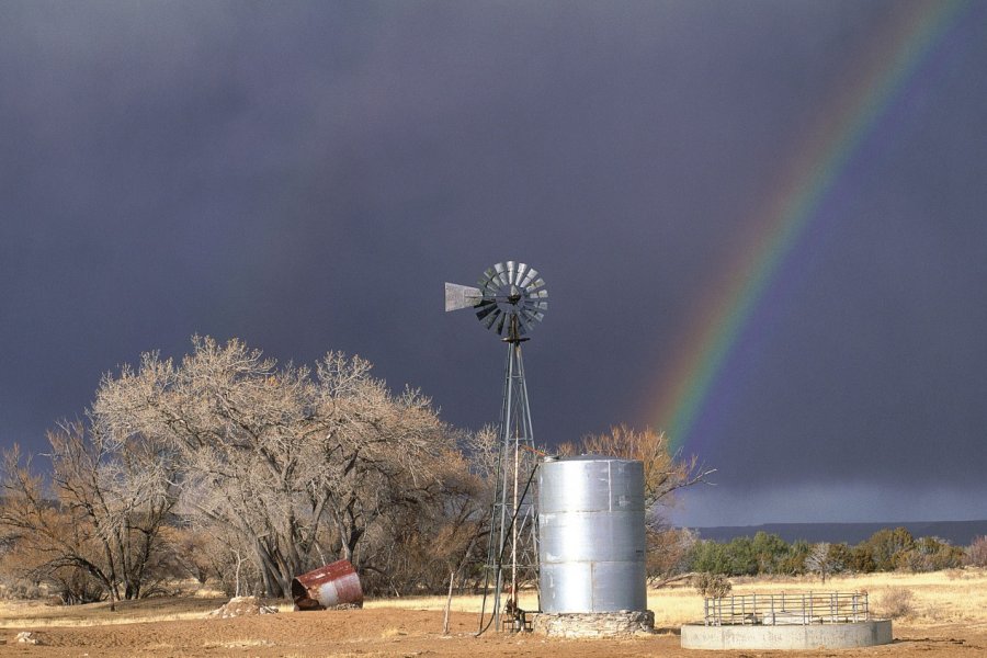 Arc-en-ciel à Acoma. John Frechet - Iconotec