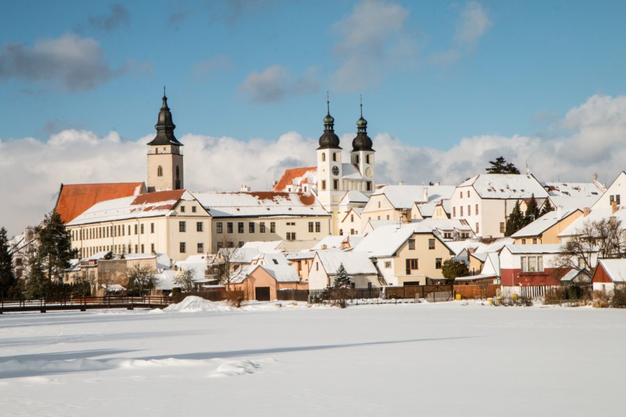 La ville de Telč sous la neige. Anrephoto - Shutterstock.com