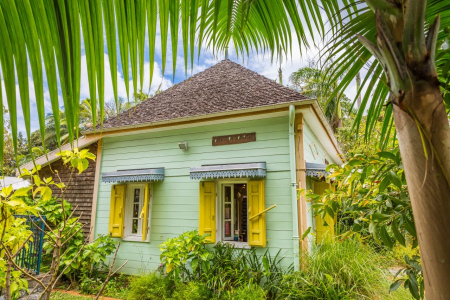 Maison créole traditionnelle, La Réunion. shutterstock - A. Karnholz