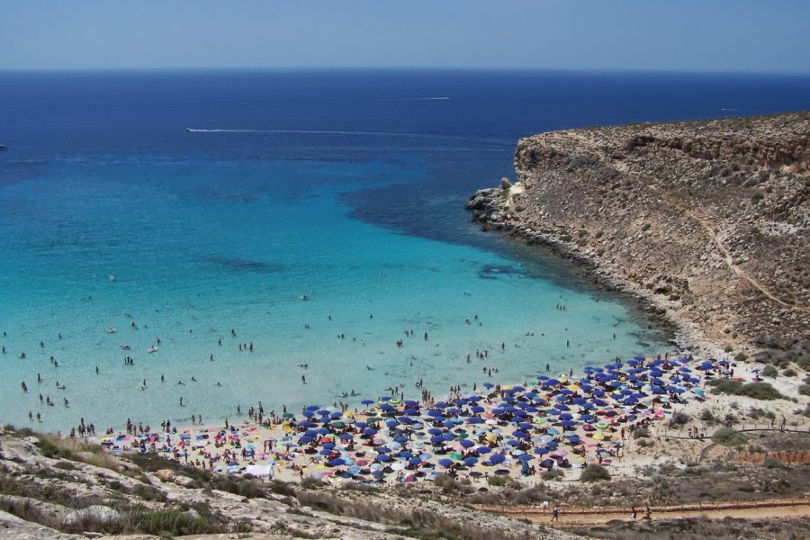 Baignade dans les eaux de Lampedusa. Gandolfo Cannatella - iStockphoto