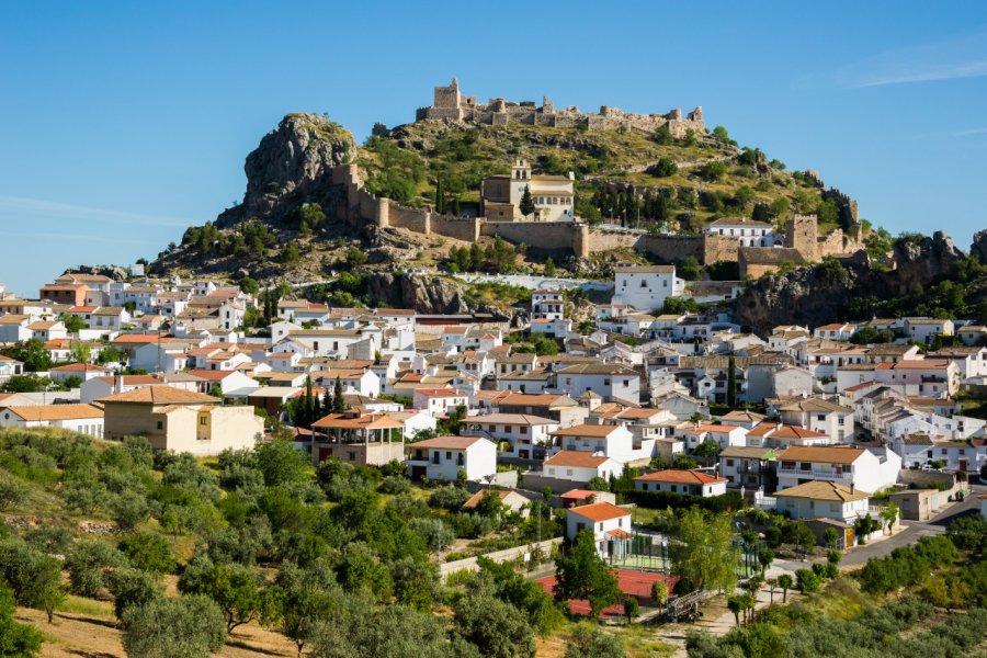 Vue sur Moclín. Noradoa - Shutterstock.com