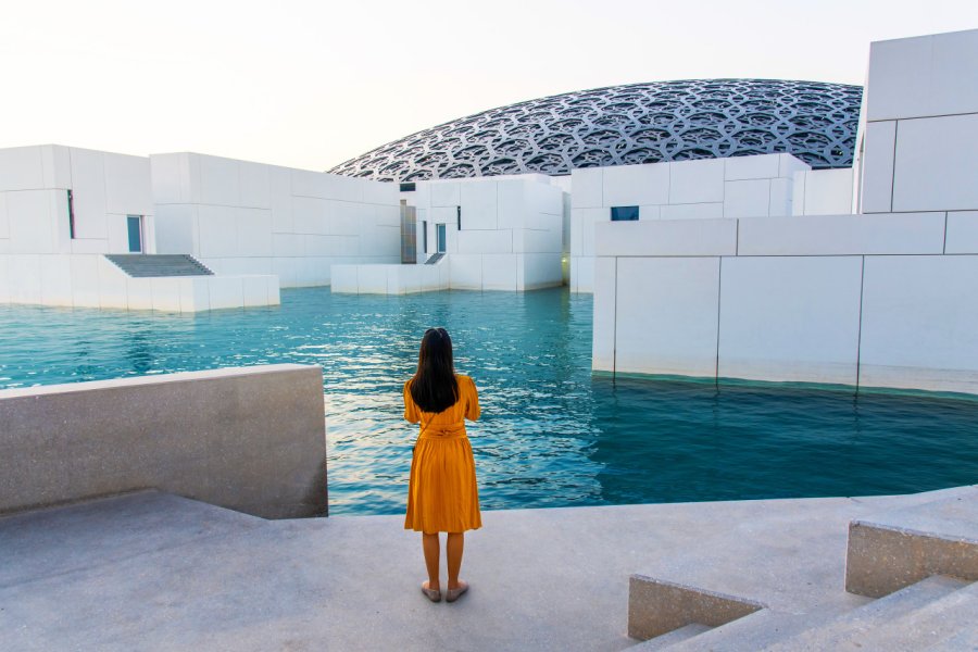 Le Louvre Abu Dhabi, conçu par l'architecte Jean Nouvel. Creative Family - shutterstock.com