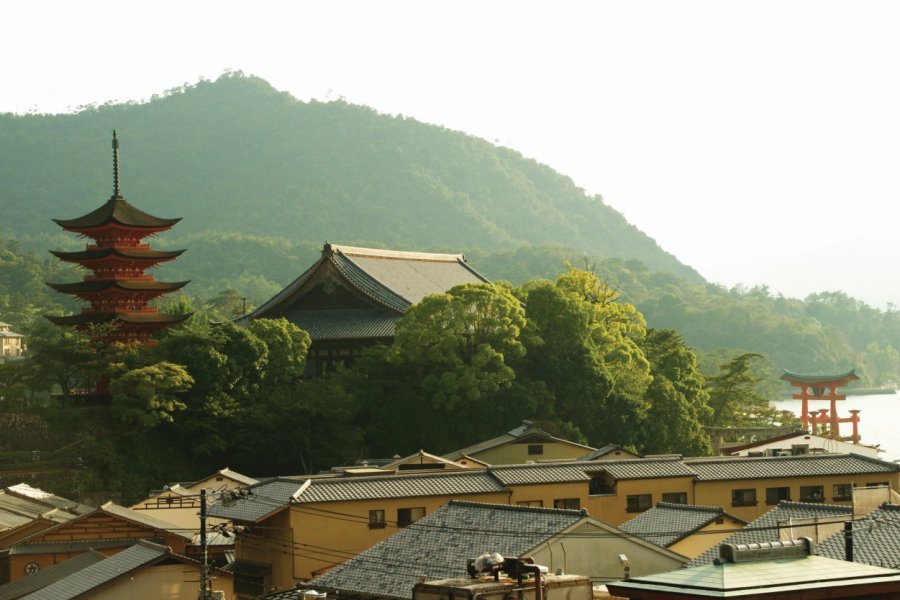 Miyajima, lieu de détente où le temps semble figé. Barthélémy COURMONT