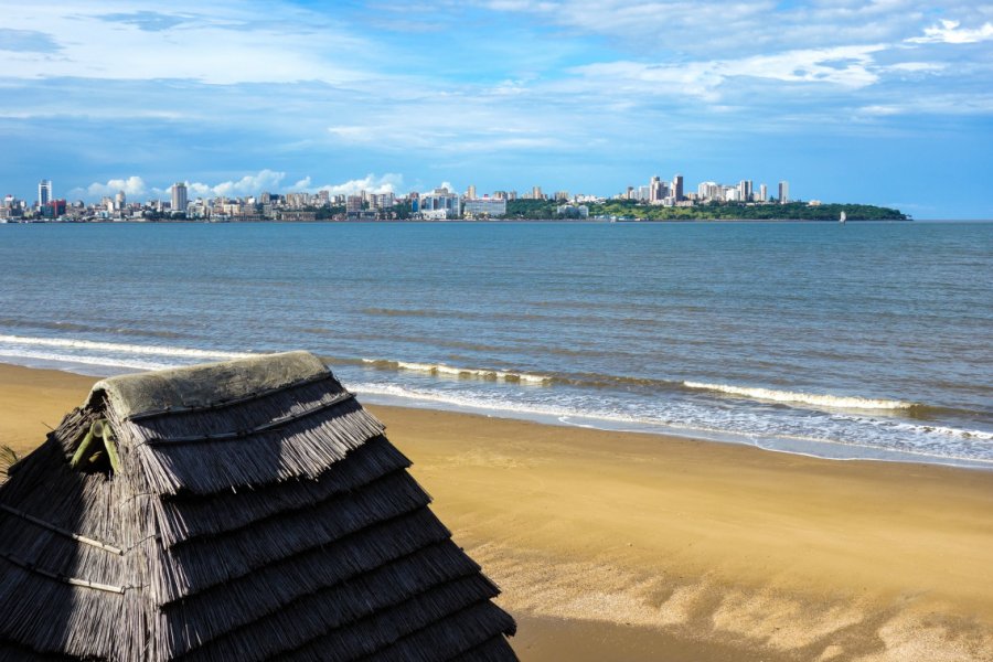 Vue sur Maputo, depuis Catembe. catcha - Fotolia