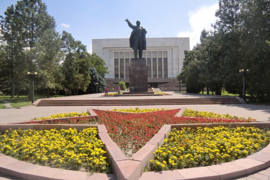 Statue de Lénine à Bichkek. picture1973 - iStockphoto.com