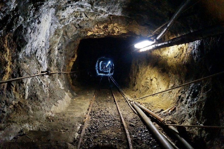 Les tunnels de la mine de Ginevro. sansa55 - iStockphoto.com