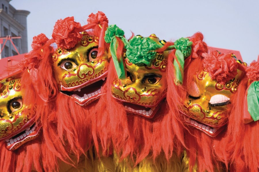 Danse du lion pour Nouvel An. hanhanpeggy - iStockphoto.com