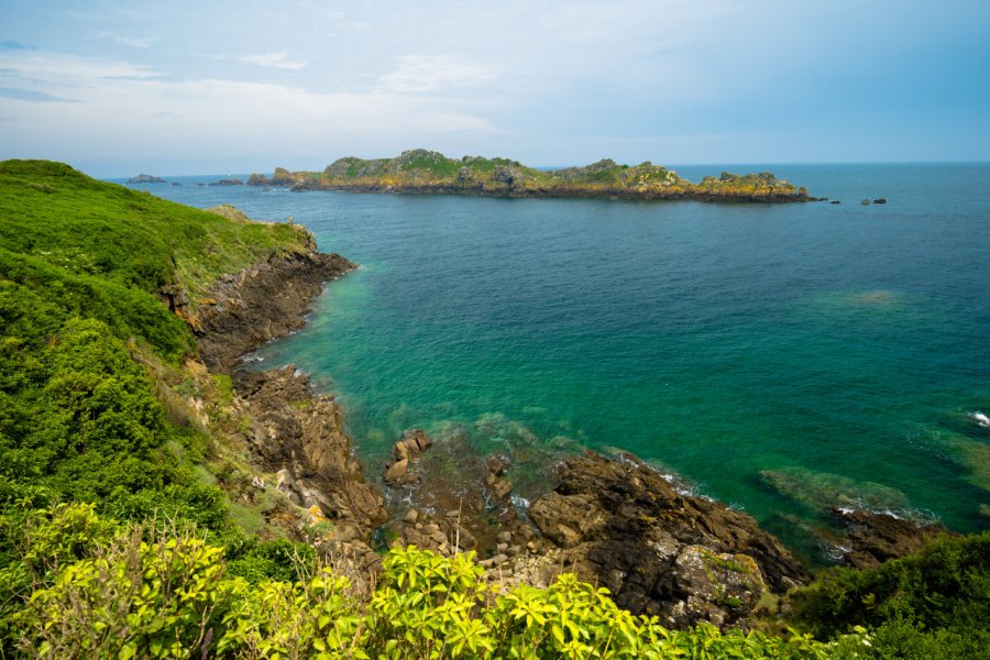 Pointe du Groin. NicVW - Shutterstock.com