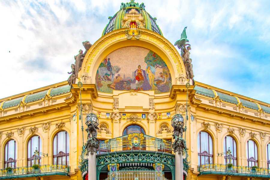 La Maison Municipale de style Art Nouveau. Pyty -shutterstock.com