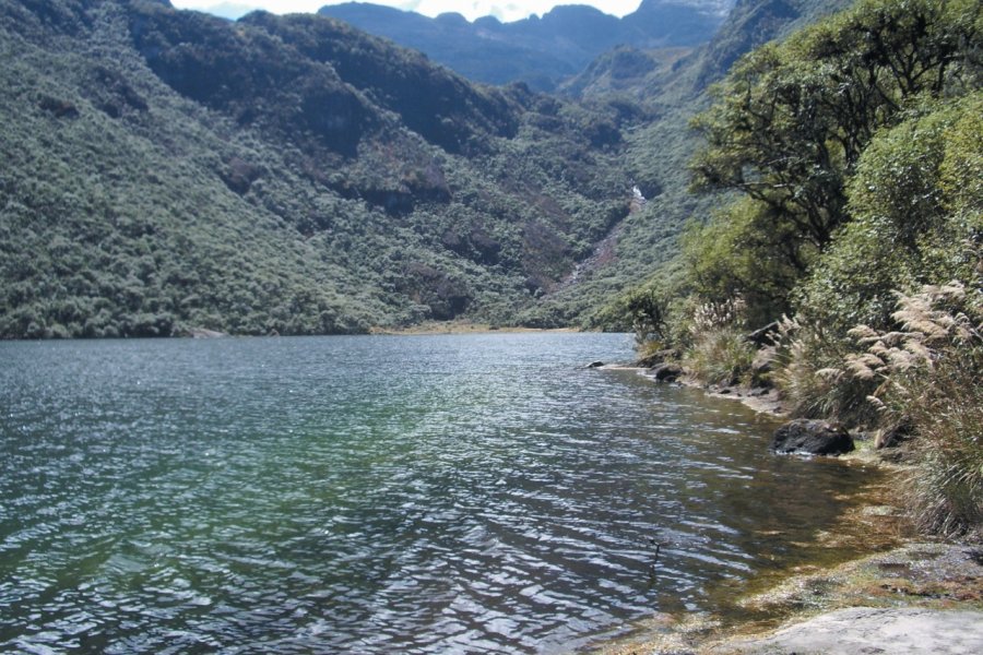 Lac d'origine glaciaire, Laguna Negra. Laurent BOSCHERO