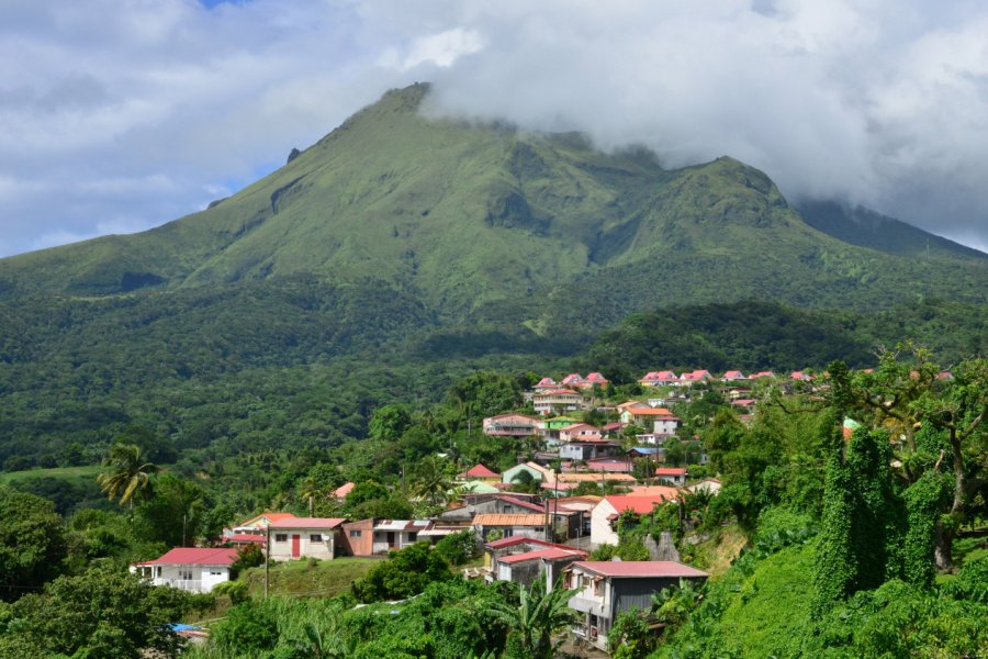 La ville de Morne-Rouge. PackShot