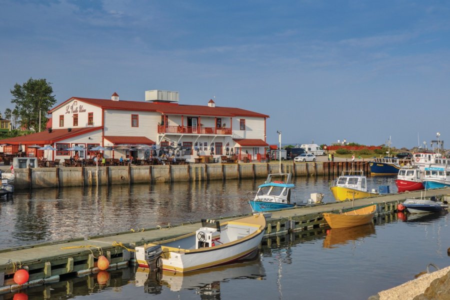 Village de L'Anse-à-Beaufils. Tourisme Gaspésie