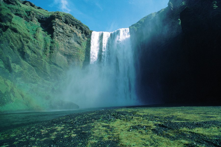 Skógafoss. Thierry Lauzun - Iconotec