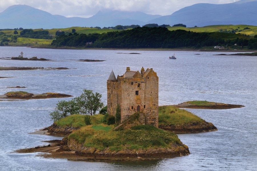 Castle Stalker. Pat on stock - Fotolia