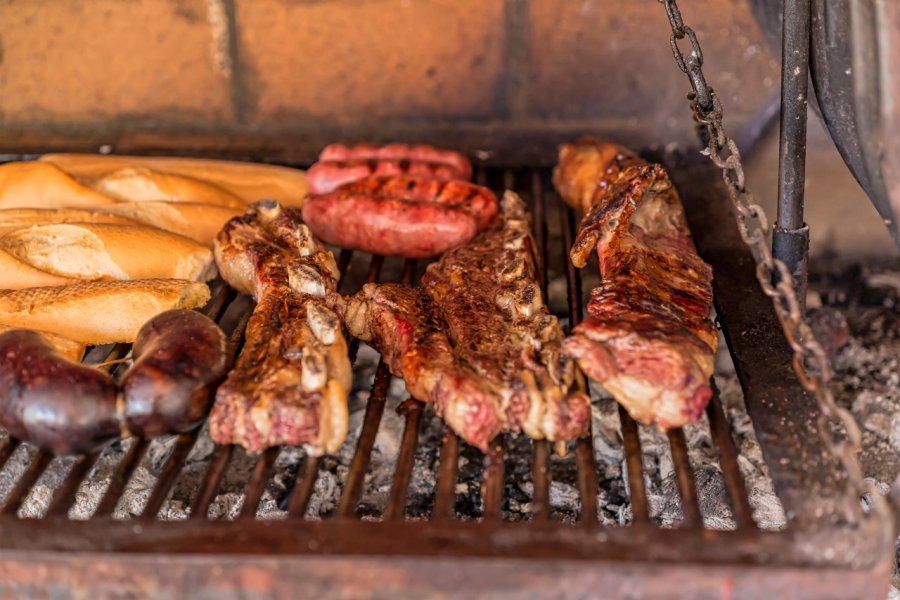 Asado. Villafane Anibal Rolando - Shutterstock.com