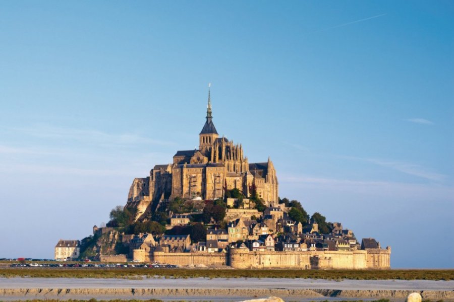 Le Mont-Saint-Michel (© Beboy - Fotolia))