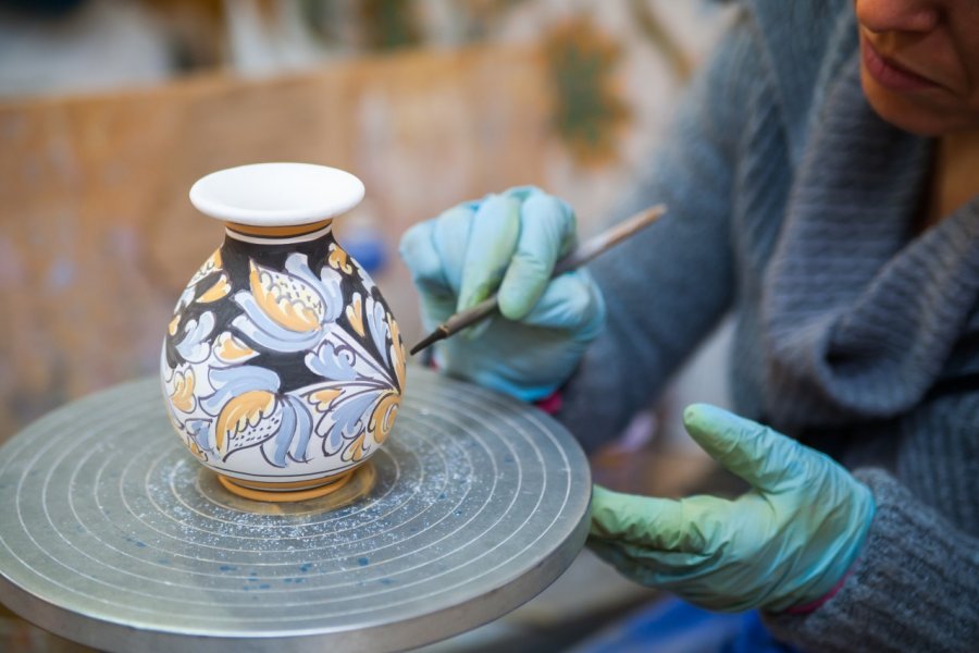 Artisanat à Caltagirone. Marco Ossino - Shutterstock.com