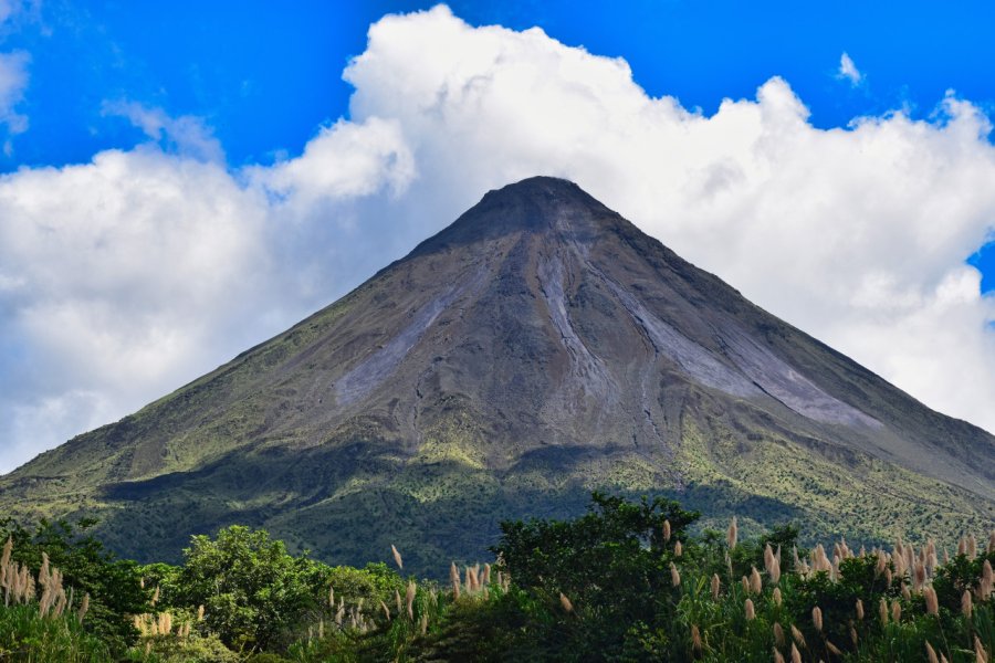 Le volcan Arenal a servi de décor au film de M. Night Shyamalan, After Earth. Eric Schrader - Shutterstock.com