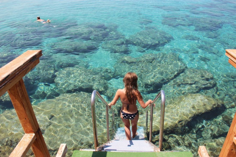 Descente dans la mer à Protaras. FERKHOVA