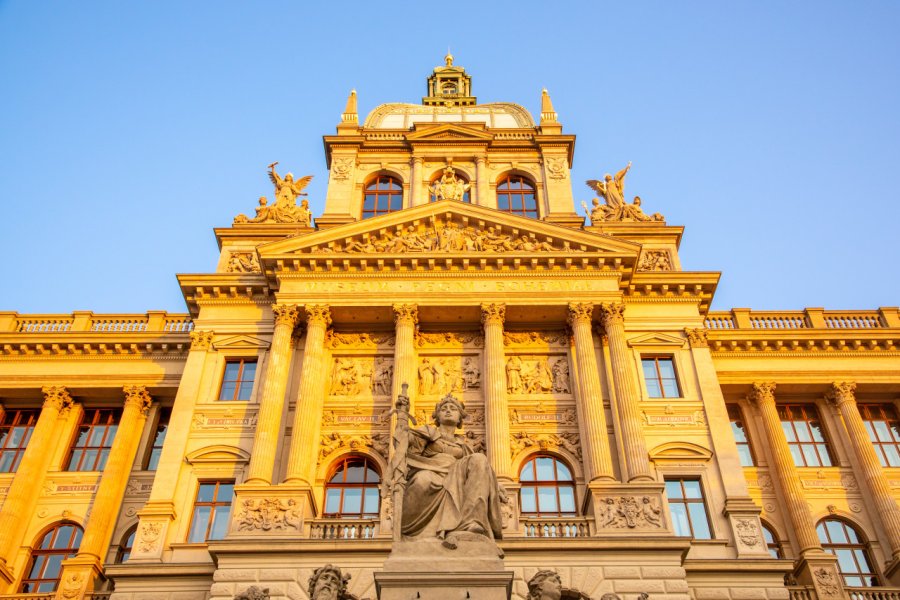 Musée national, Prague. Pyty - Shutterstock.com