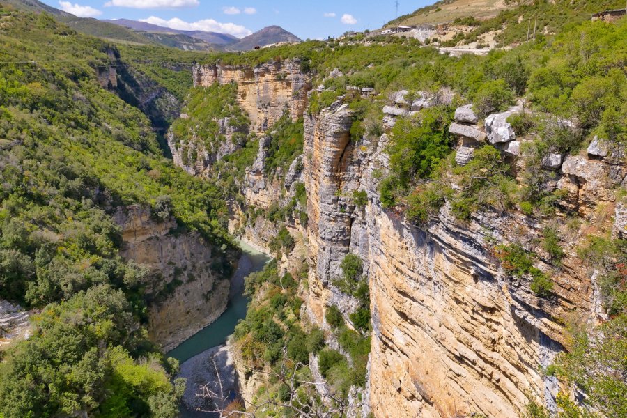 Gorges de l'Osum. Damian Ryszawy - Shutterstock.com