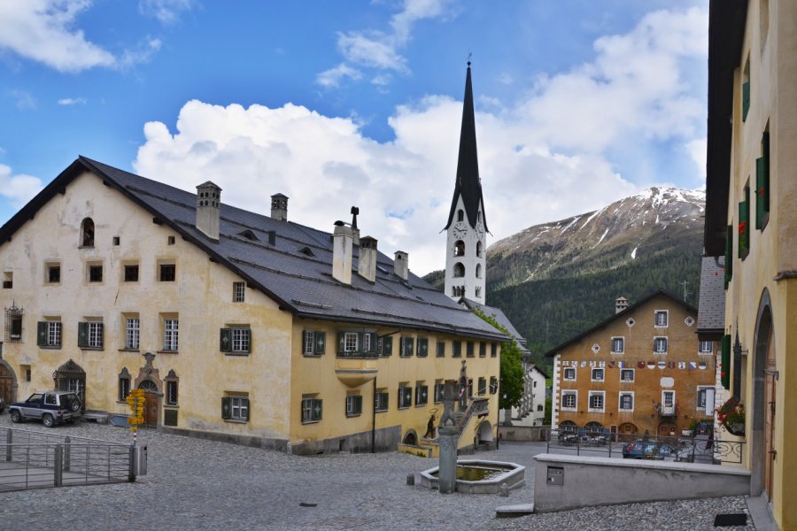 Place des Alpes suisses bikemp - Shutterstock.com