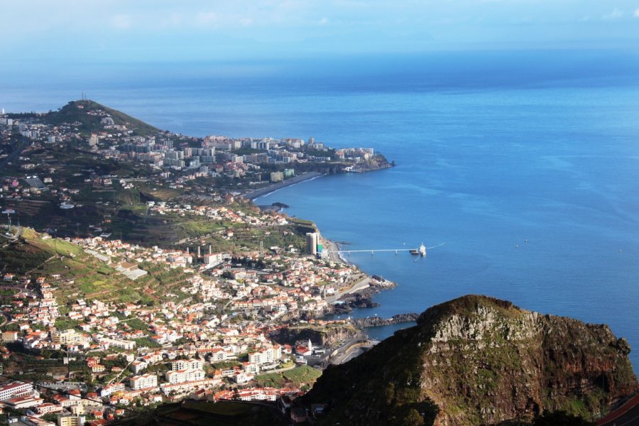 Vue panoramique de Funchal et ses environs. Martin FOUQUET